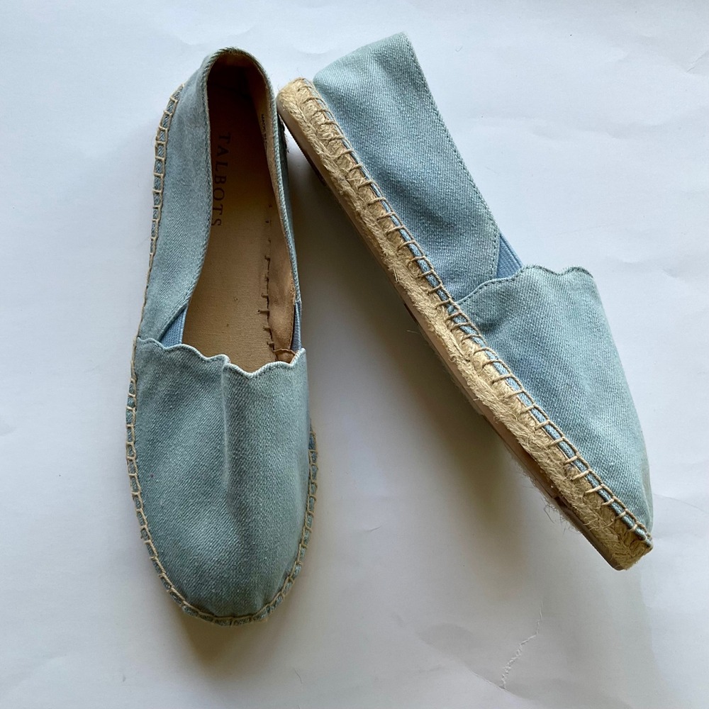 Talbots 9M Blue Denim Scalloped Espadrille Flats Slip On Shoes Jute Coastal NWOT